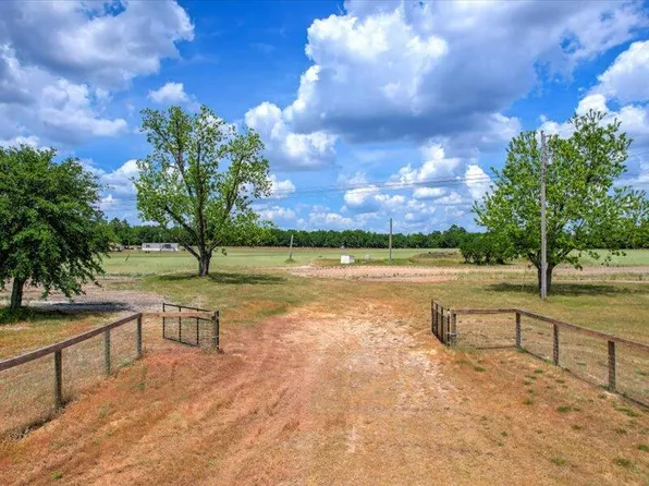 127 Tinker Creek Rd, Williston, SC 29853