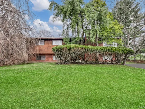 12 Woodwind Lane, Spring Valley, NY 10977