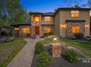 1674 S Water Leaf Ave, Eagle, ID 83616
