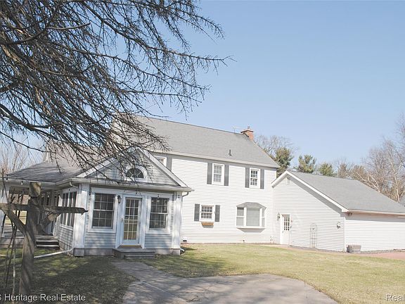 5th image of 4450 Golf Club Rd