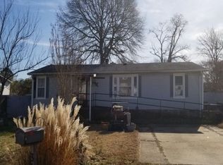 311 Cattail Ln, Yorktown, VA 23693
