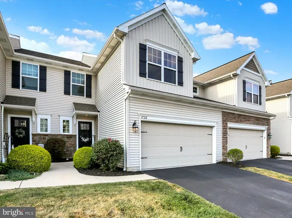 1728 Haralson Dr, Mechanicsburg, PA 17055