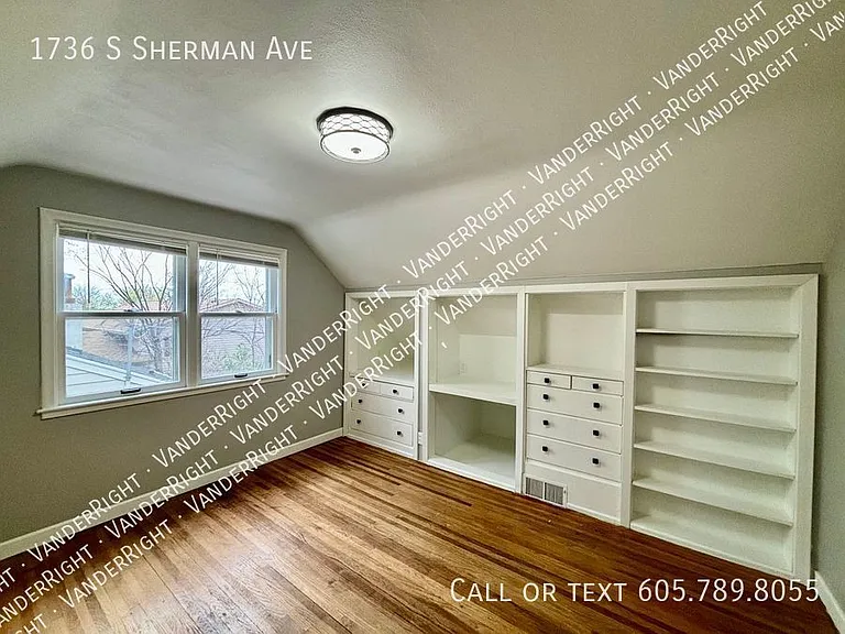1736 S Sherman Ave — Photo 13