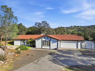 31083 Moccassin Ct, Coarsegold, CA 93614