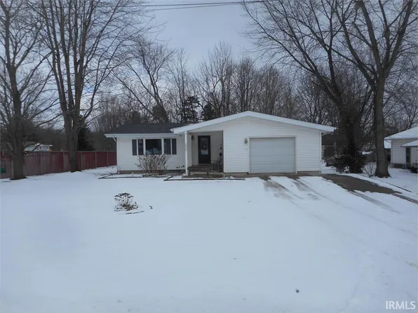 209 W Lake St, Lagrange, IN 46761
