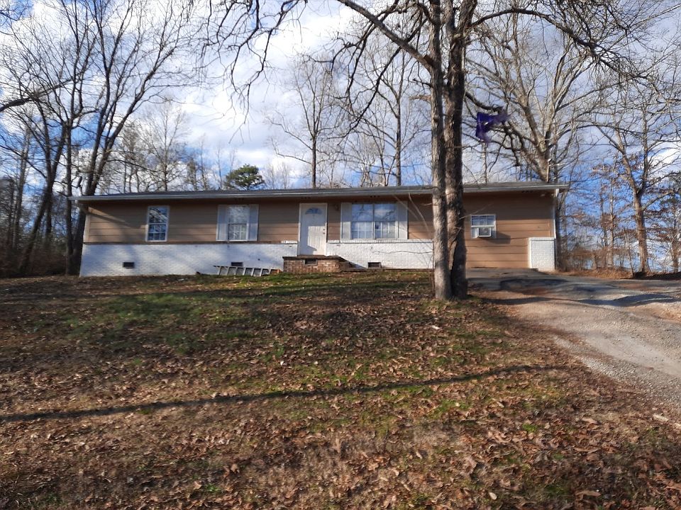 1st image of 210 Toccoa Cir
