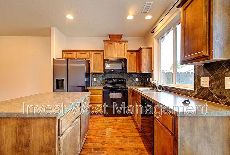 5215 NE 83rd Pl — Photo 10