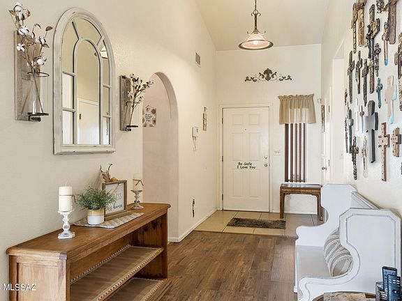 5th image of 9566 E Adare Ln