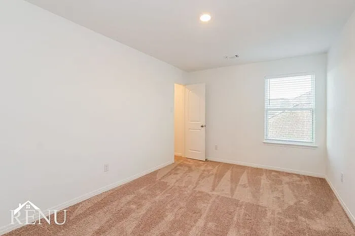 157 Scarborough Bnd — Photo 15