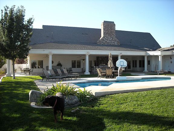 View of back of the house 