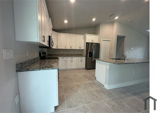 4th image of 2812 13th St W