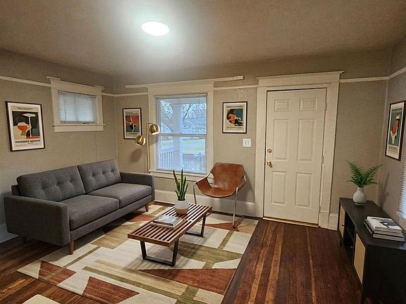 2nd image of 2840 Benton St