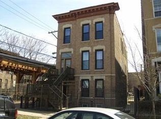 1819 W Evergreen Ave #3, Chicago, IL 60622