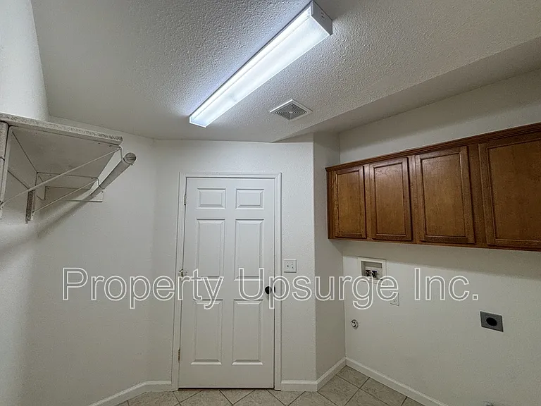 3745 Silvario Ct — Photo 14