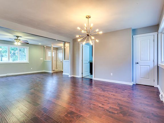4th image of 8005 Bennington Dr