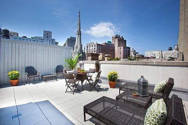 Sold by Corcoran | media 8