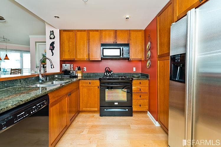 1st image of 400 Beale St APT 1001