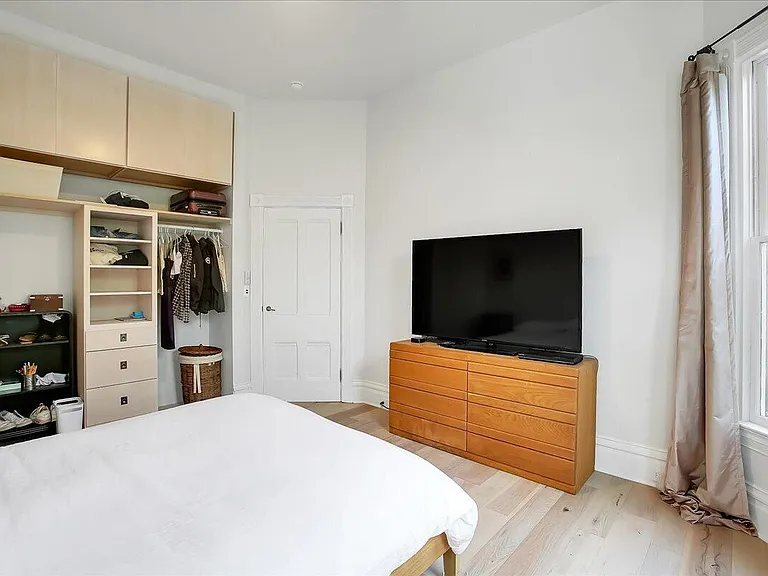 1316 Bath St — Photo 40