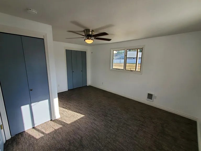 412 N Lilac Ln — Photo 11