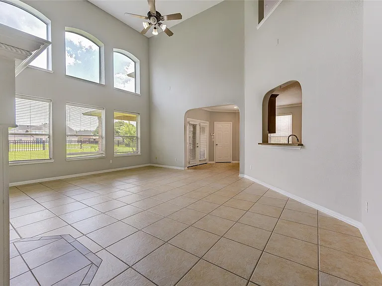 3819 Rivermoss Ln — Photo 13