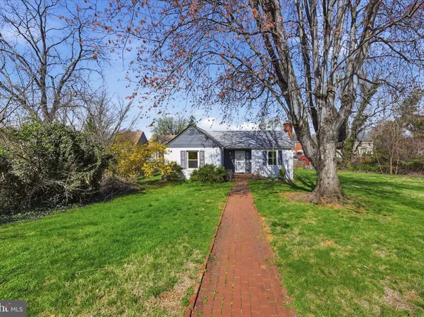 110 Frazier Rd, Warrenton, VA 20186