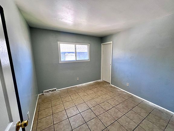 5th image of 5750-5750A N 65th St