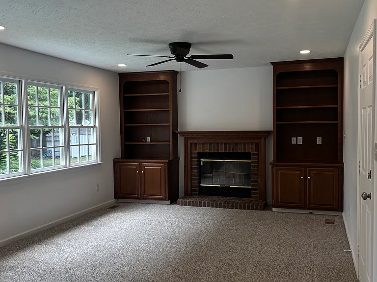 317 Bridge Wood Dr — Photo 4