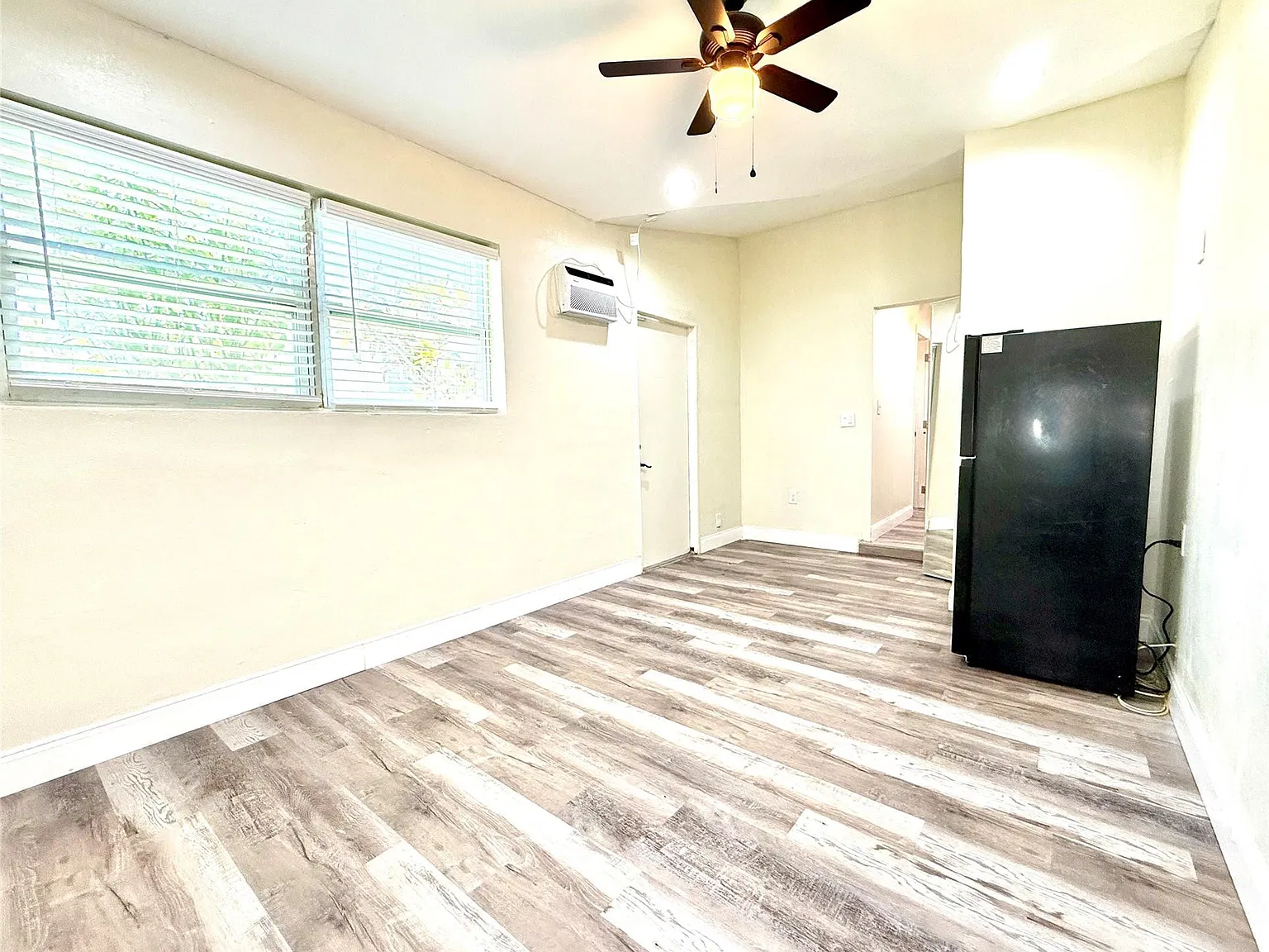 1 bed, 1.0 bath, 500 sqft, $1,250 — Photo 4