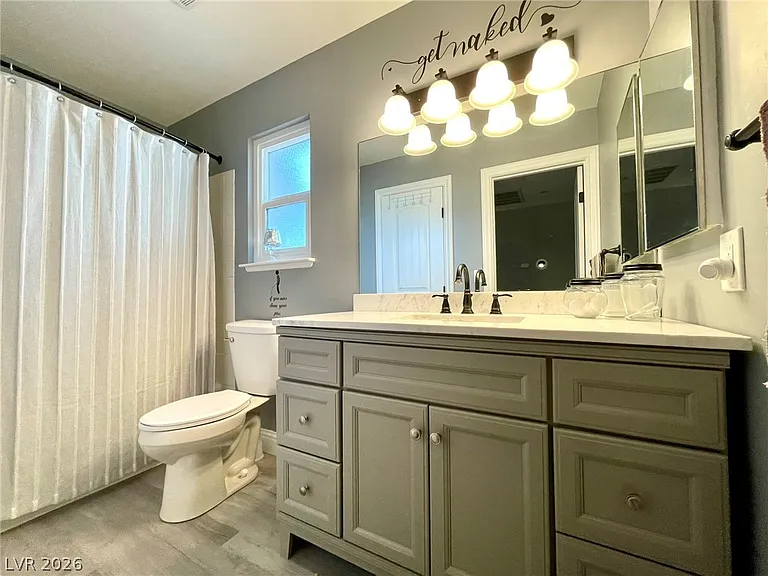 2246 Windsor Dr — Photo 39