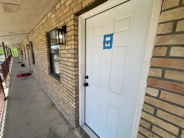 3001 E Price St #8, Laredo, TX 78043