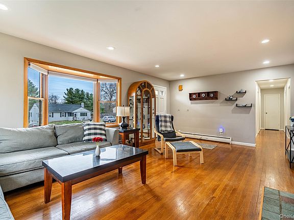 5th image of 29 Rombout Ridge Road