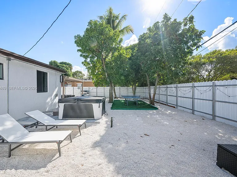 11730 NW 3rd Ave — Photo 31