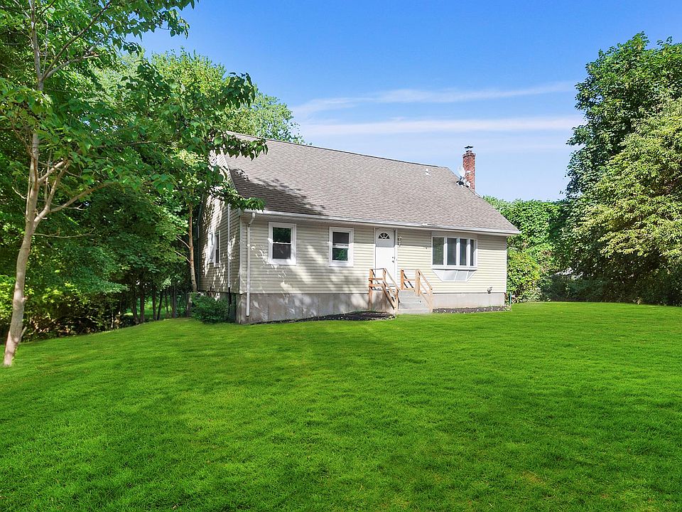 1st image of 7 Millstone Dr