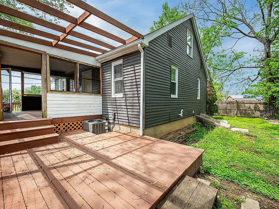 3444 Church Street Patio