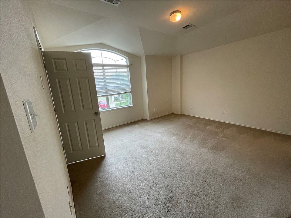 1st image of 1700 Kemah Dr #1700