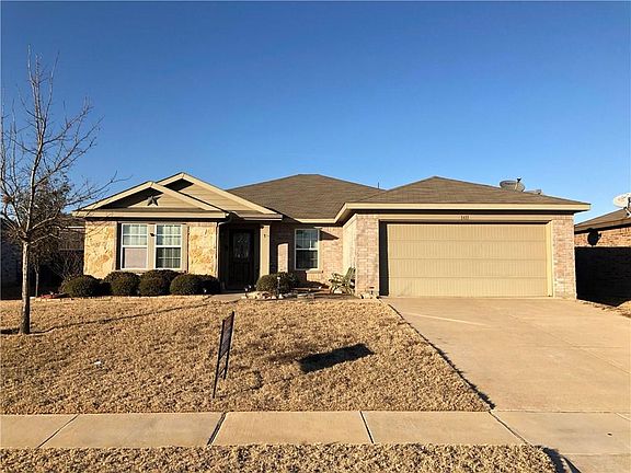 3rd image of 1411 Feather Crest Dr