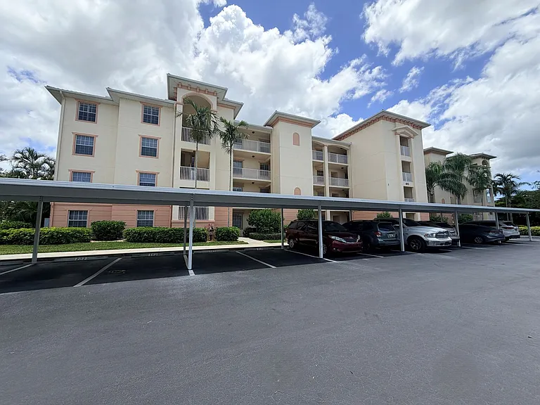 4013 Palm Tree Blvd #301 — Photo 2