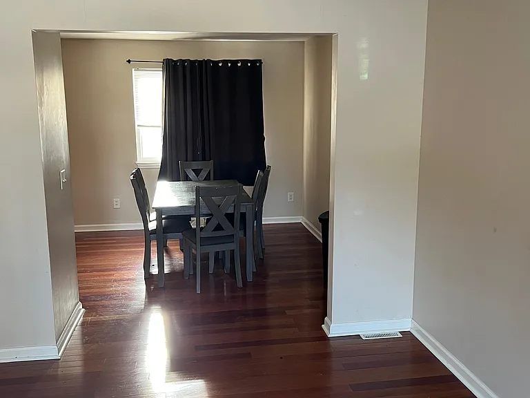 77 Elsmere Ave #1 — Photo 4