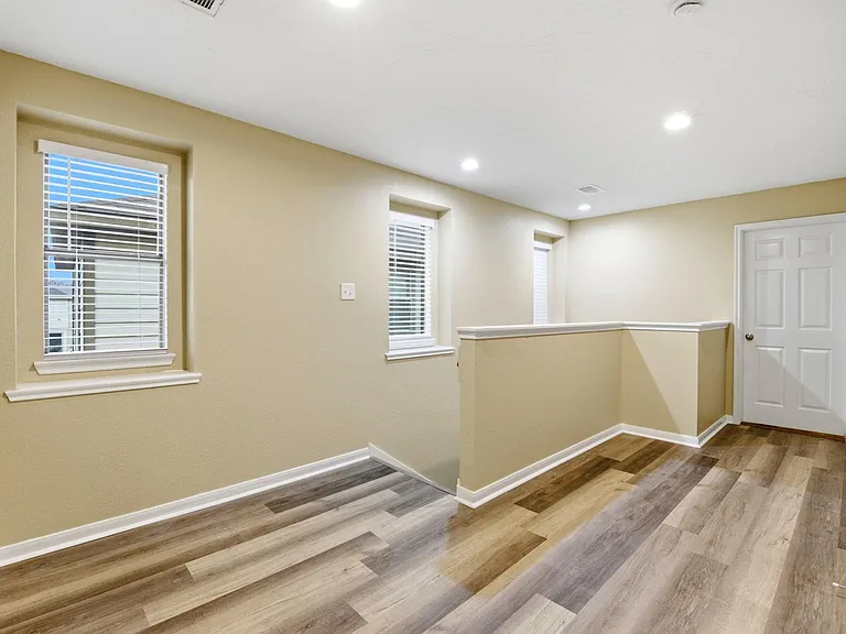 1230 Grassy View Dr — Photo 26