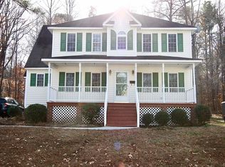 113 E Highland Ct, Colonial Heights, VA 23834