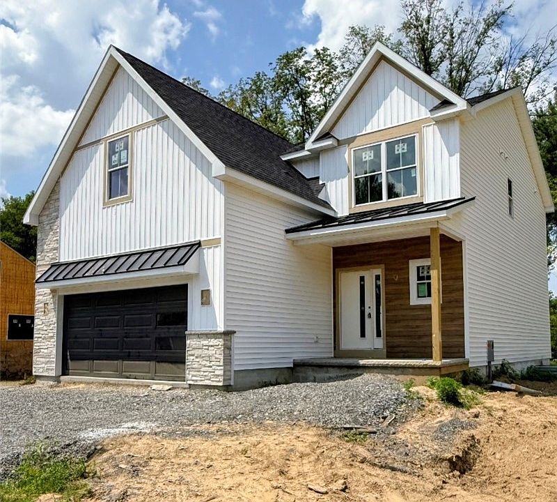 2nd image of 134 Arabica Ln
