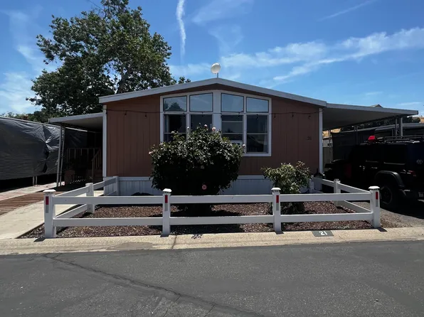 720 E Worth Avenue #21, Porterville, CA 93257