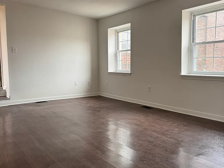 1806 Thames St — Photo 14