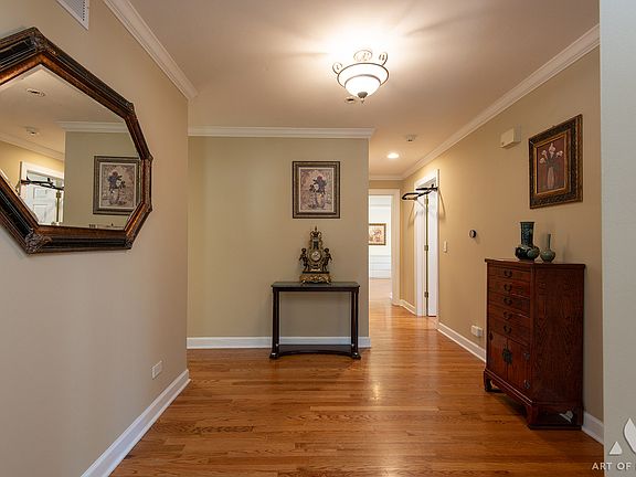 5th image of 22 Essex Ln