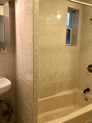 Rented by Triplemint | media 35