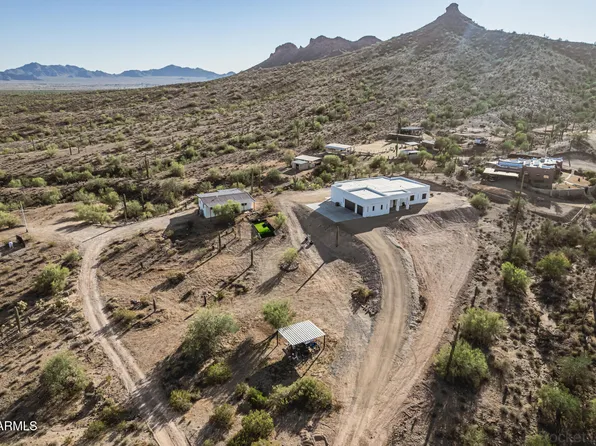 7253 W AVRAM Place, San Tan Valley, AZ 85144