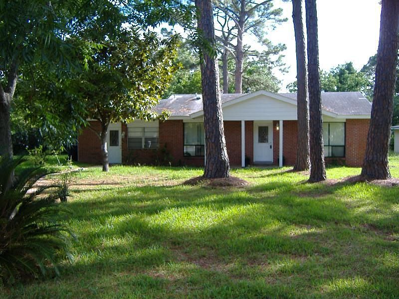 1st image of 214 Rose Marie Ln SW