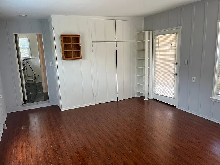 606 N Marguerita Ave — Photo 12
