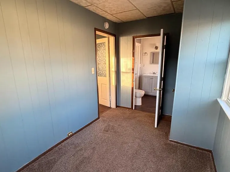 212 Helms Ave — Photo 6