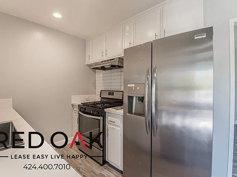 301 Avocado St #2 — Photo 11